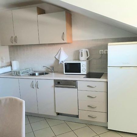 Apartment Lily Near Zagreb Airport Velika Gorica Buitenkant foto